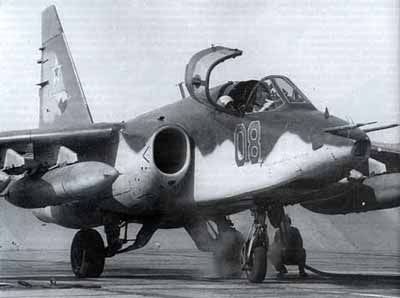 OTH-040 Жаркое небо Афганистана (Автор - Виктор Марковский, М., `Техника - Молодежи`, 2000 г., мягкий переплёт, увеличенный формат, 100 стр., фотографии, цветные иллюстрации)