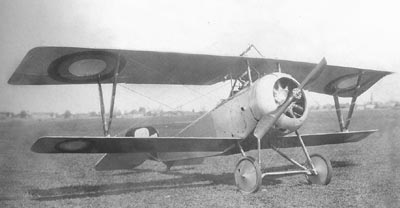 OTH-144 Автографы в небе. История пилотажных групп ВВС СССР и России (Автор - Н. Валуев, твердый переплет, большой формат, цветные и черно-белые фотографии и цветные рисунки)
