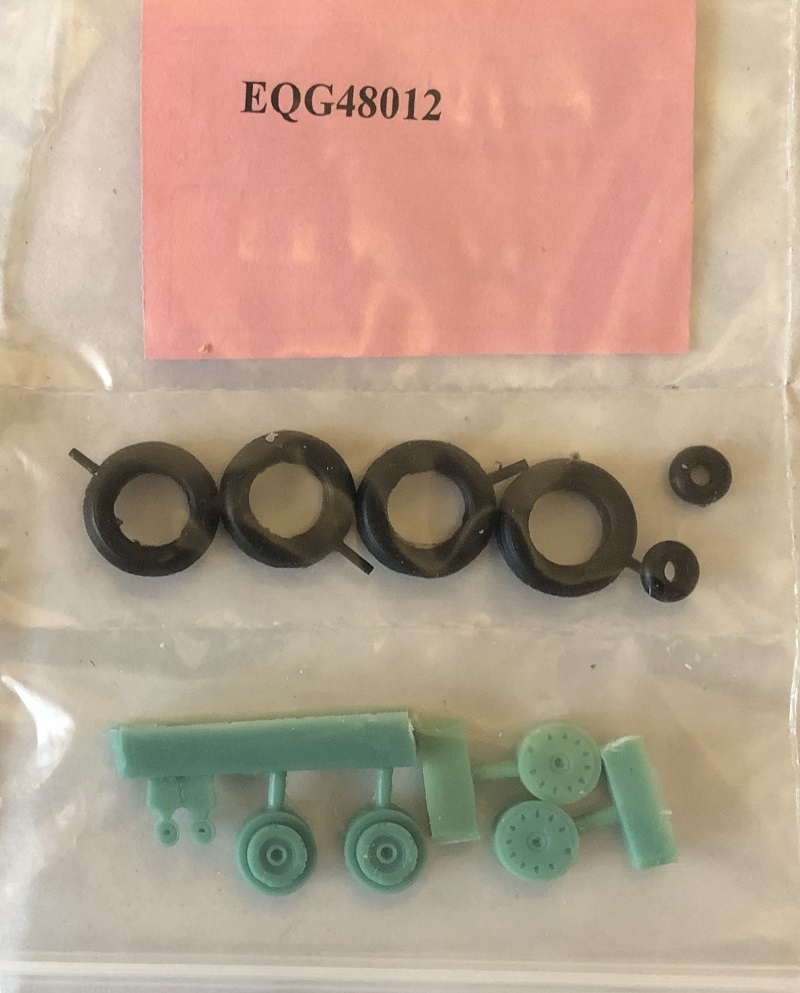EQG-48012 1/48 Яковлев Як-28 реактивный перехватчик - колеса `Экипаж` (резиновые покрышки с протектором и смоляные диски)
