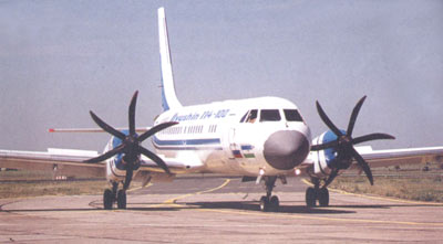 MAV-200002 Мир Авиации 2000 №2 (№23) Вкладка: чертеж Поликарпов У-2 масштаб 1/48,  одна страница, формат А3; чертеж Мицубиси A5M масштаб 1/48,  одна страница, формат А3