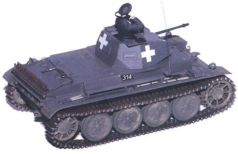 MHB-200201 М-Хобби 2002 №1 (вып.35) ЧЕРТЕЖИ: БМ-21 `Град` на шасси УРАЛ-375Д в 1/35. Шавров Ш-2 довоенной постройки в 1/72. Советские ракеты `воздух-земля` в 1/48
