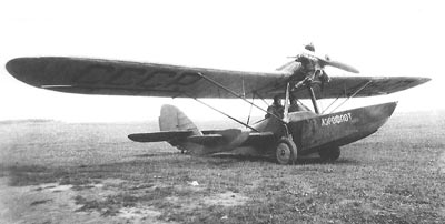 MHB-200201 М-Хобби 2002 №1 (вып.35) ЧЕРТЕЖИ: БМ-21 `Град` на шасси УРАЛ-375Д в 1/35. Шавров Ш-2 довоенной постройки в 1/72. Советские ракеты `воздух-земля` в 1/48
